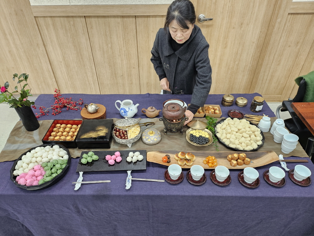 http://www.teaofkorea.co.kr/bs/userimg//fileu/1702873280_10006020231205_090651.jpg